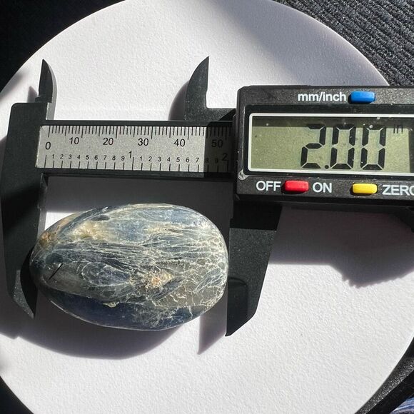 Blue Kyanite Crystal‎ Meditation Palmstone (#5) - Picture 9 of 10